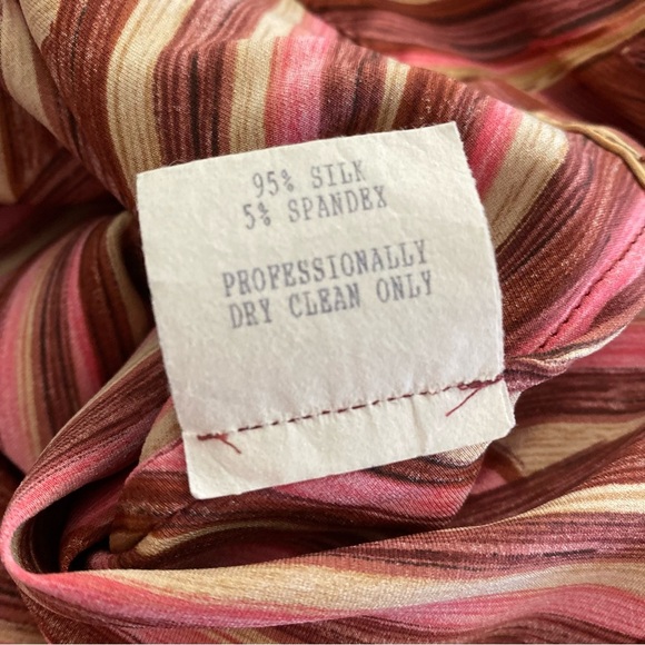 Lew Magram Collection 95% Silk beautiful Retro business blouse Size M - Picture 5 of 8